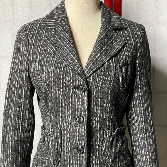 Forever 21 Charcoal Gray & White Striped 50% Wool Button Down Blazer (Med) - Picture 8 of 9
